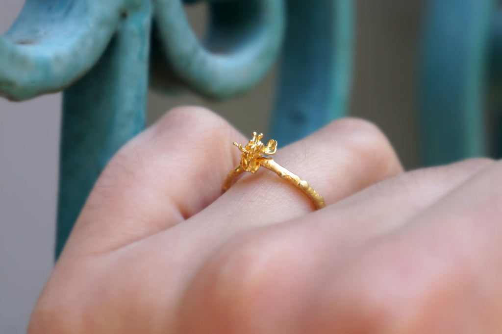 Twig Gold Ring – Solid Gold Promise Ring Women | Dainty Branch Band Jewelry
